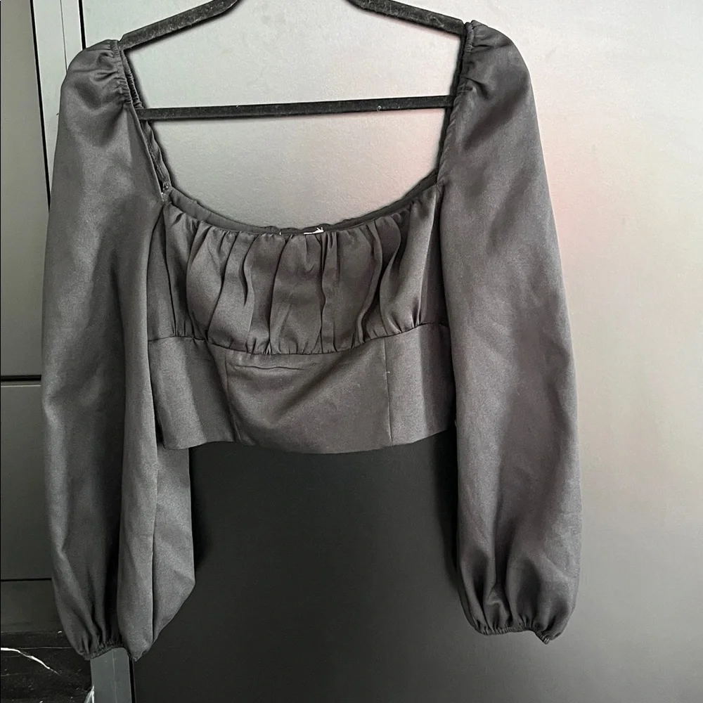 Black Princess Polly Ariah Long Sleeve Crop Top - Picture 2 of 7